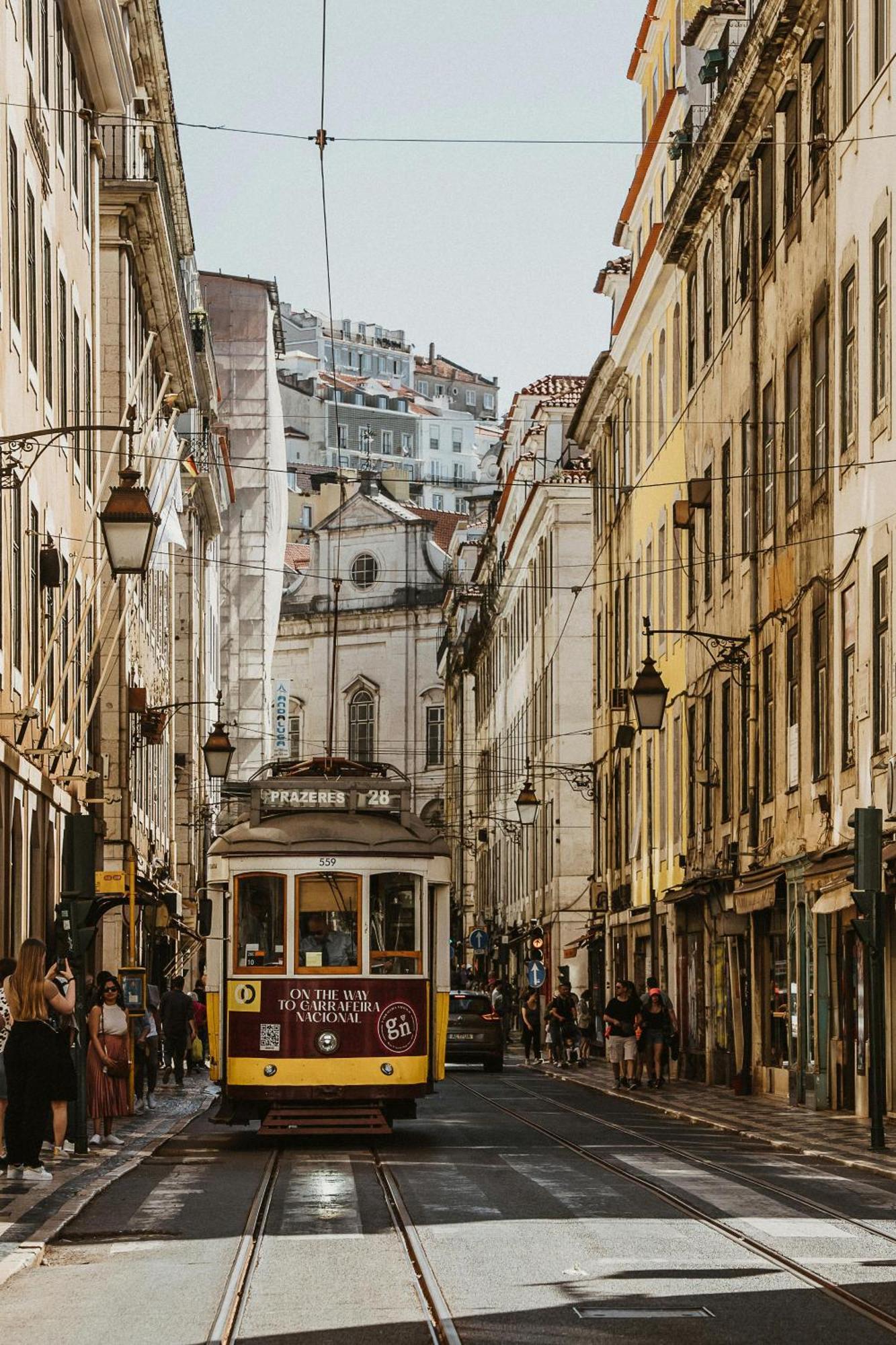 Mm1 With Castle View And Free Parking! * Lisboa